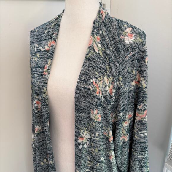 Torrid Blue Floral Duster Cardigan 3X Kimono Style Light Weight Stretch Boho - Picture 2 of 6